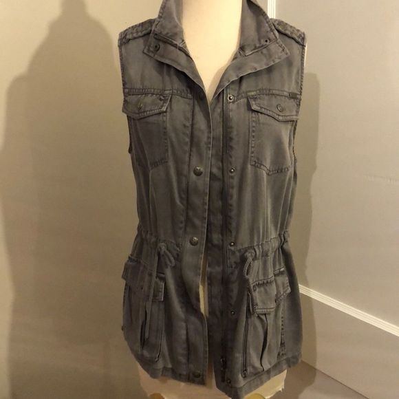 Max Jeans utility vest - Picture 1 of 6